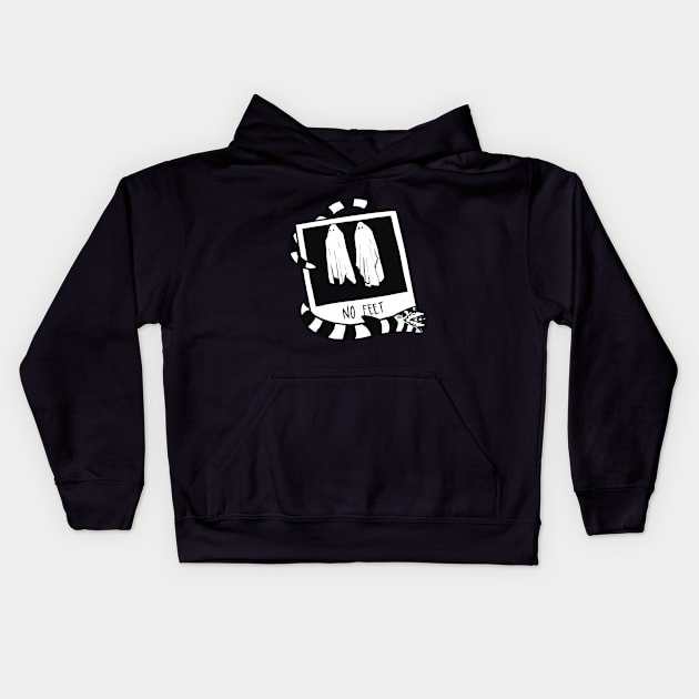 noo feet Kids Hoodie by vitoria